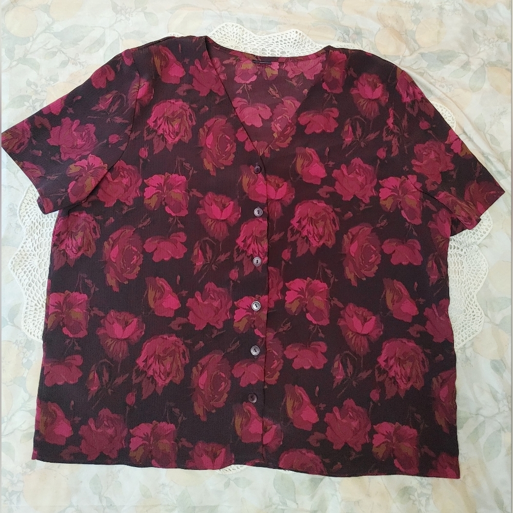 TRULY Women's Floral Button Down Shirt - Burgundy and Black